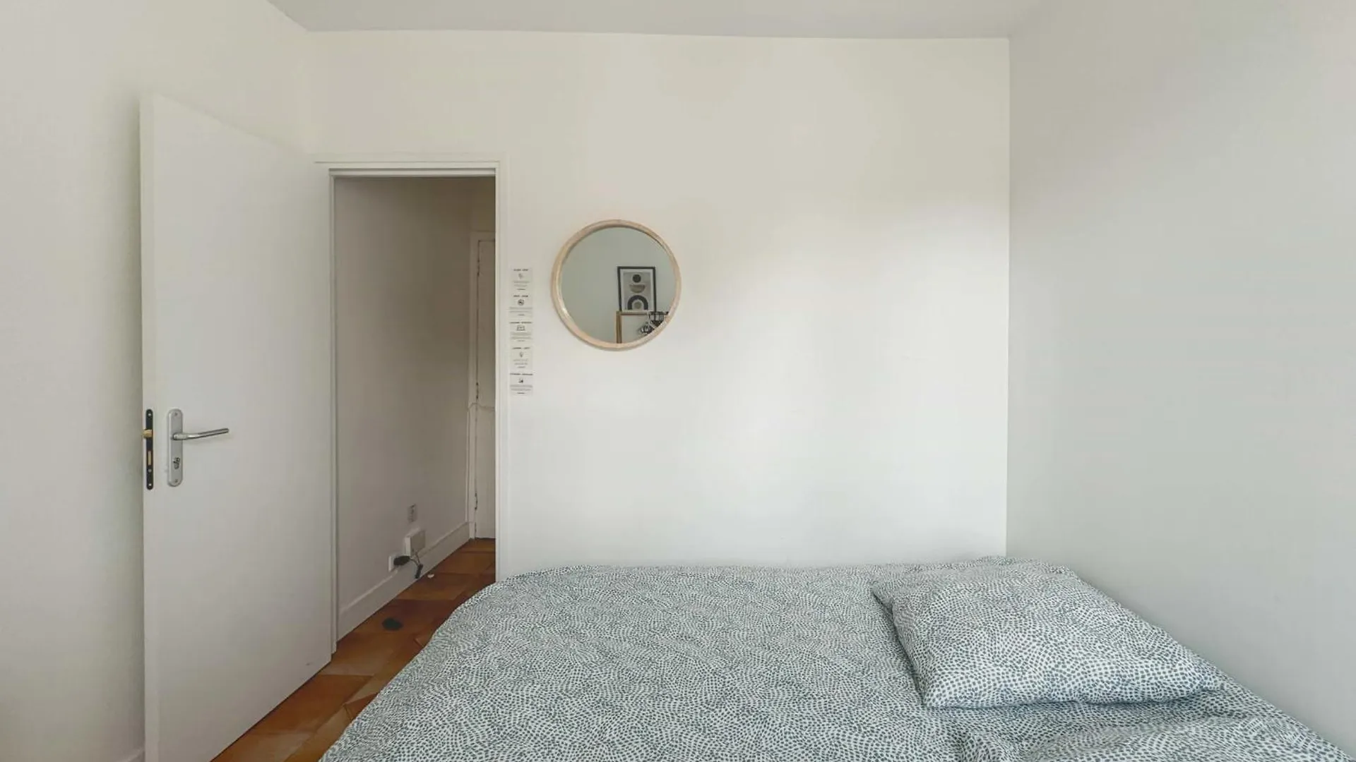 Flexliving - - Augereau Holiday home